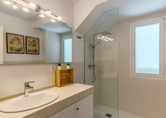 Balcones Olehousing Apartment *