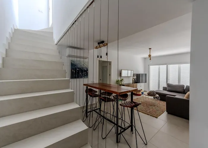 Balcones Olehousing Apartment *